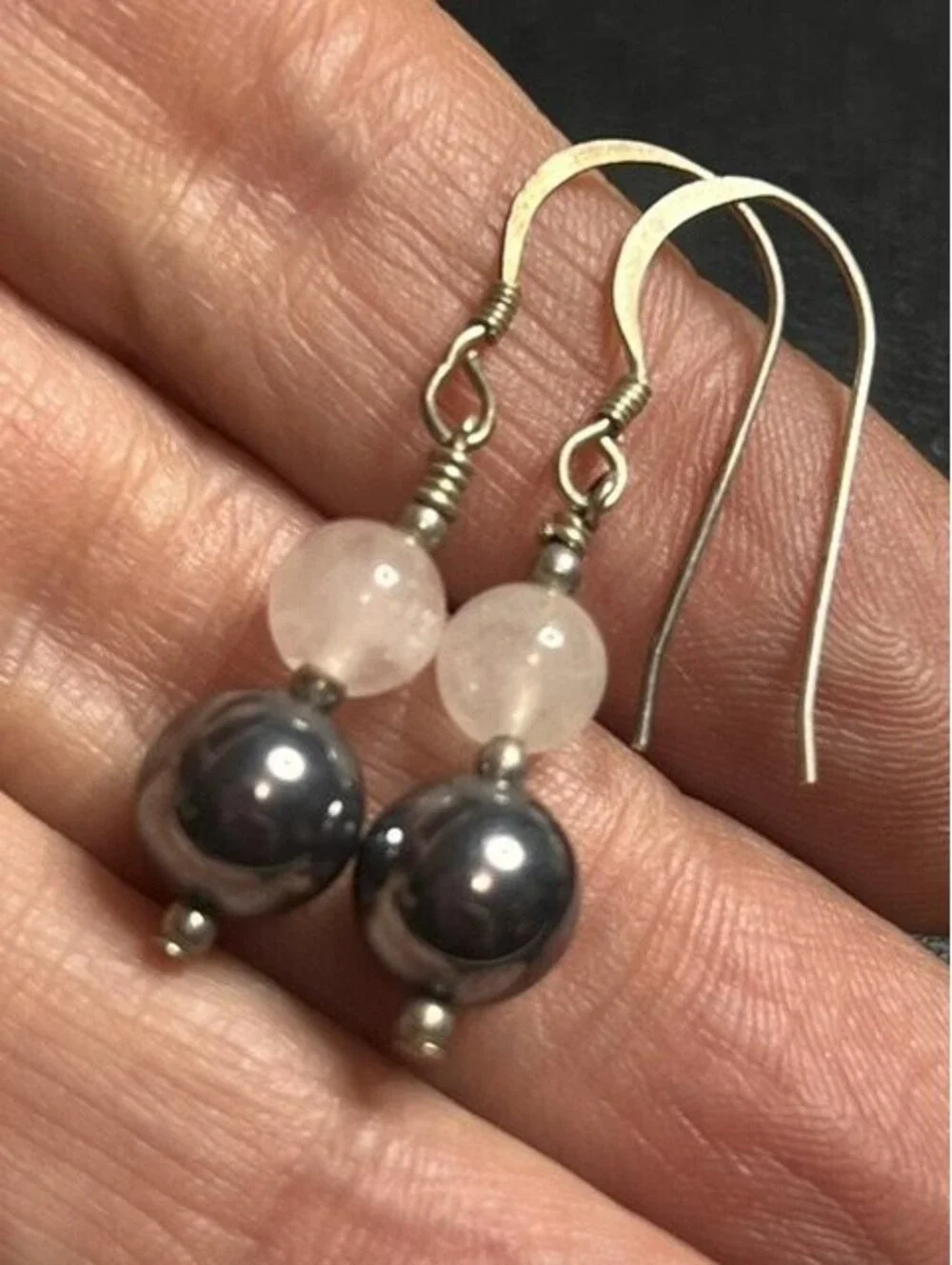B6599 Rose Quartz Hematite Dangle Drop Earrings Silver Tone Beaded Gemstone